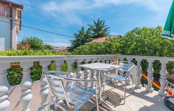 balcony-terrace