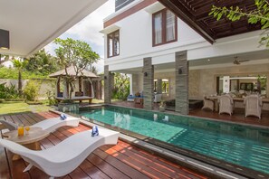 Pool area