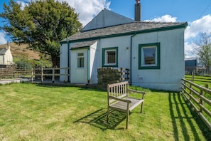 Yew Tree | Self-Catering Cottage, Buttermere