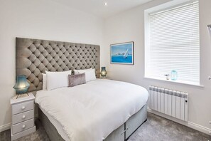 The Connell, Whitby - Host & Stay