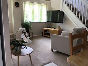 Large TV with Sky sports, Netflix, Prime.
