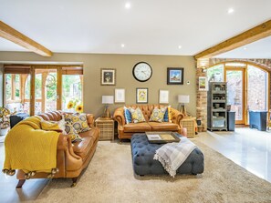 Living area | Chestnut Barn, Wold Newton, near Filey