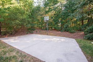 Sport court