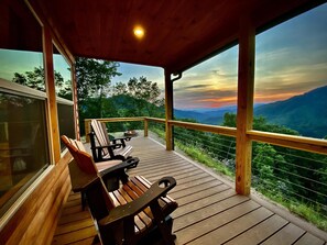 View Gorgeous Sunsets at Brysons Paradise...