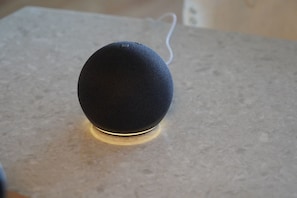 Unclassified image, 4 of 9, button