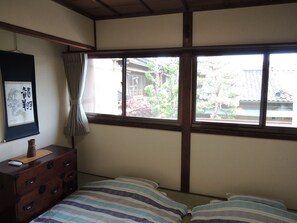 Haus Kenroku in Kanazawa - Im Obergeschoss Futon Schlafzimmer