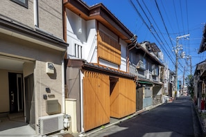 Rent Tsukinowacho house in Kyoto | Japan Experience - Front of property
