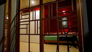 Rent Uta Yomi Dori house in Kyoto | Japan Experience - Entrance