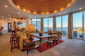 Casa Estrella, Pedregal