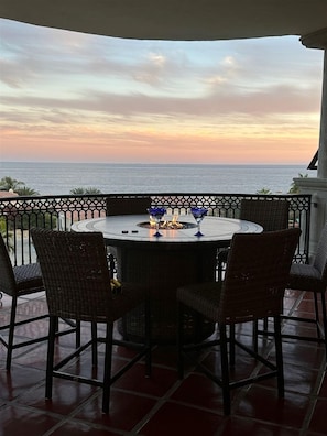 Amazing spot to watch the sunset & sunrise