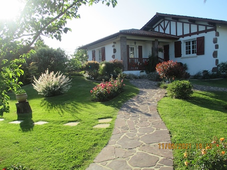 villa oĂč se situe le logement
