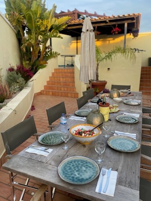 Outdoor dining