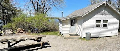 Private fire pit and picnic table