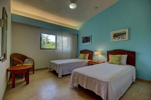 Third Bedroom with 2 Single beds