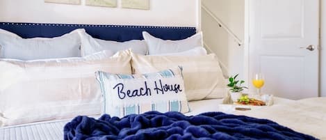 Blissful Family Slumber: Rest and Reconnect in Cozy Seaside's Comfortable Bedrooms Designed for Families 