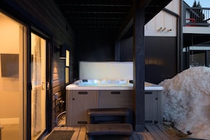 Custom Oversized Private Hot Tub