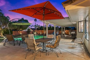 patio sitting and dinning area 