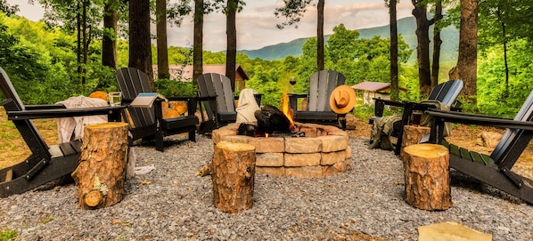 Wider view of the stunning surroundings of the firepit