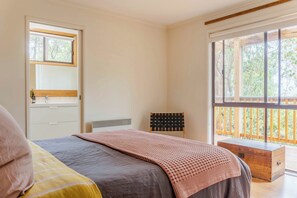 Queen bedroom with ensuite