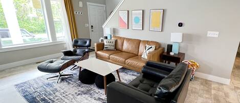 Living room seating for 5-6 people