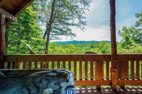 Hot Tub with a View!