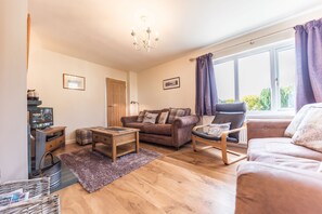Hazel Cottage sitting room