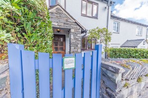Lavender Cottage in Coniston in the Lake District front entrance