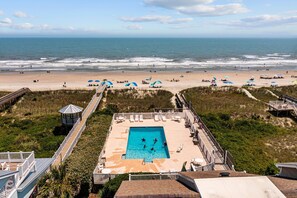 Oceanfront Neighborhood Pool
