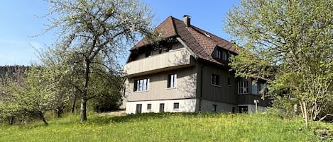 Gruppenhaus Baiersbronn LUG INS TAL Aussenansicht