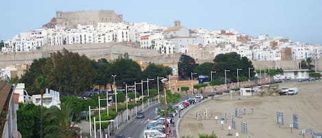 appartement avec terrasse vue chateau et mer peniscola