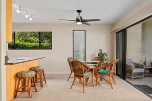 Dining area off kitchen