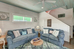 Interior - Coastal themes and Comfortable seating for family gatherings