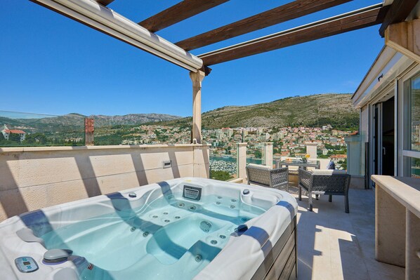 Terrace with hot tub