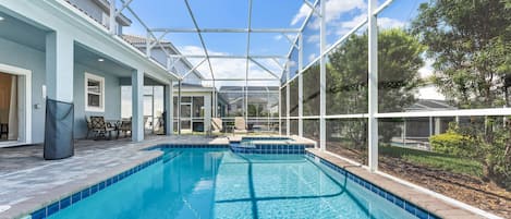 Big pool with a relaxing SPA attached.