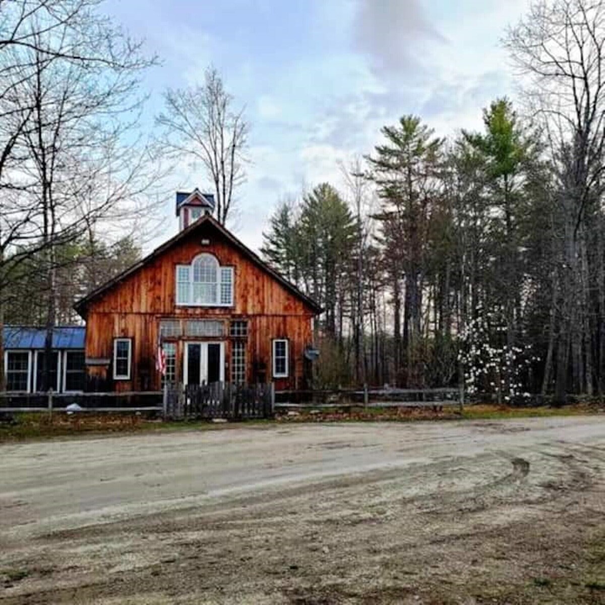 Main Image