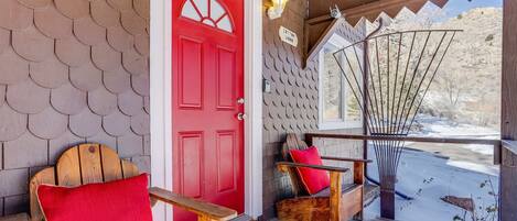 Your bright red front door will stand out beautifully in all the wintery white snow!