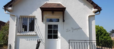 Exterior detail