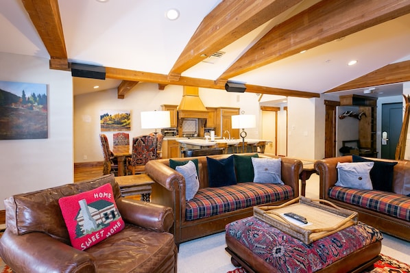 Couch, Furniture, Living Room, Room, Indoors