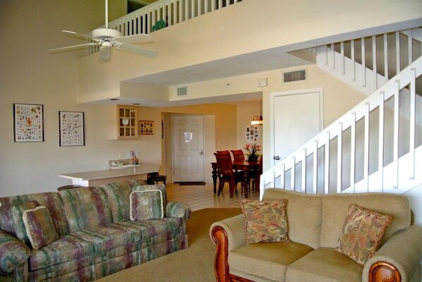 This condo has a total of 4 bedrooms.