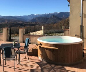 Hot Tub 1