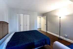 Beautiful 3br 2bath Arlington Place