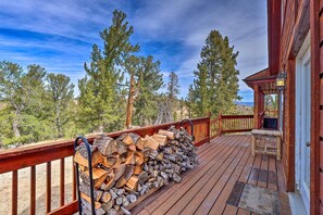 Wraparound Deck | 2,434 Sq Ft | Mountain Views