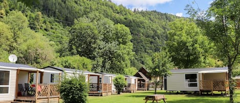 Eigentum, Haus, Zuhause, Natürliche Landschaft, Grundeigentum, Baum, Gebäude, Hütte, State Park, Landschaft