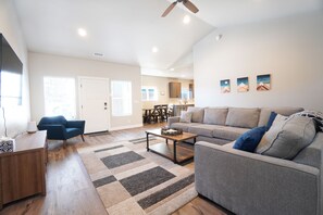 Living room (facing towards kitchen)