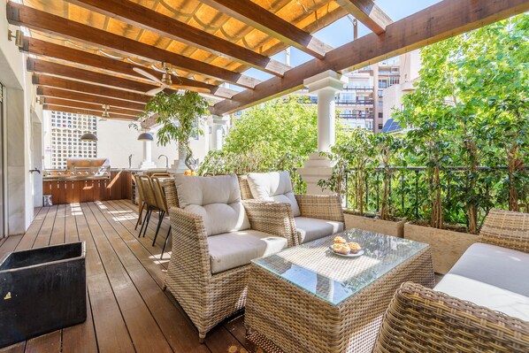 Amazing duplex penthouse in the center of Marbella