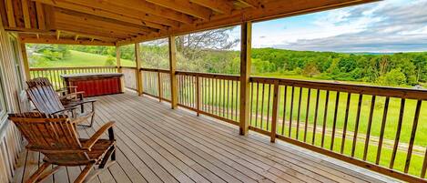 Patio overlooking the Laurel Highlands. Great for small groups relaxing and taking the time off.