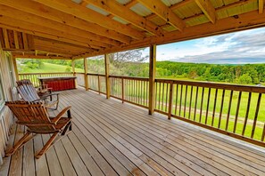 Patio overlooking the Laurel Highlands. Great for small groups relaxing and taking the time off.