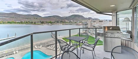 Chelan Vacation Rental | 4BR | 3BA | 3,000 Sq Ft | Stairs Required