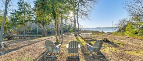Weems Vacation Rental | 4BR | 2.5BA | Step-Free Access | 2,300 Sq Ft