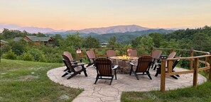 Great Mountain Views From The Fire Pit.  Fire Pit Works All Year Long For Your Enjoyment.  Clear Views Of Mt. LeConte & Cove Mountains